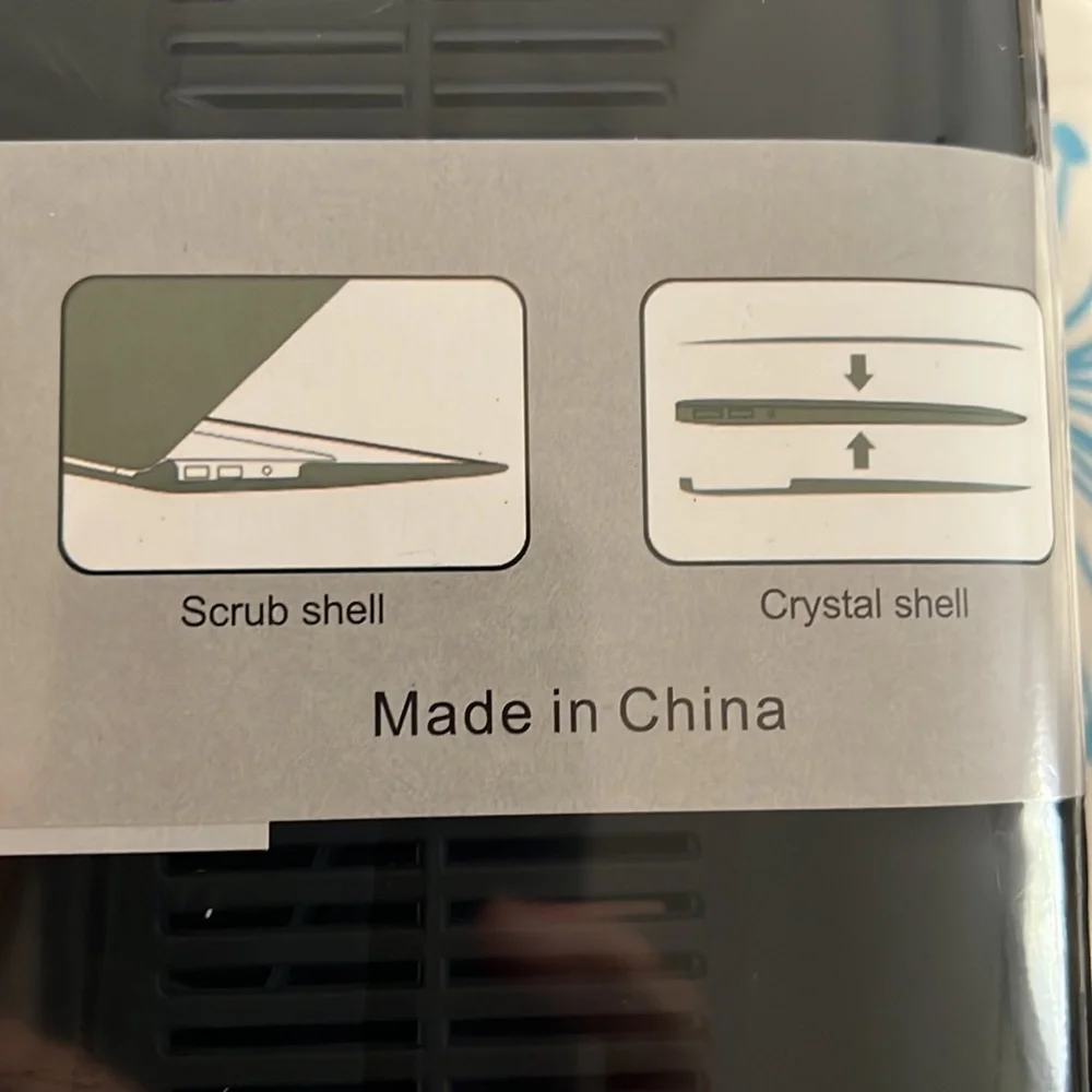 NWT hard shell cover for Mac Book 15” A1707/A1990 lap top